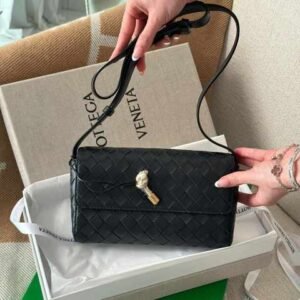 BOTTEGA VENETA BAG