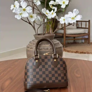 LV BAG