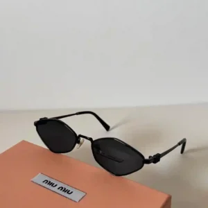 MIU MIU SUNGLASSES