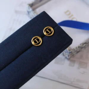 DIOR EARING