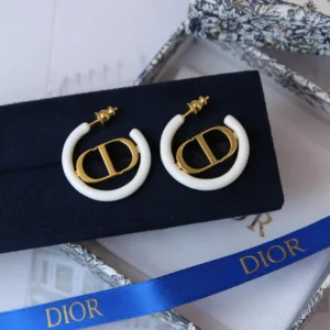 DIOR EARING