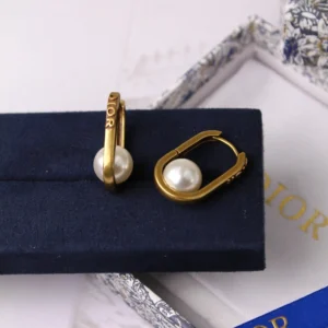 DIOR EARING