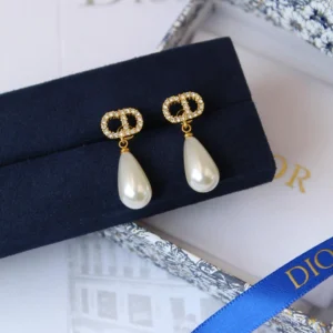 DIOR EARING