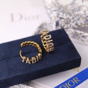 DIOR EARING