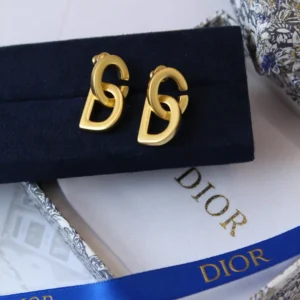 DIOR EARING