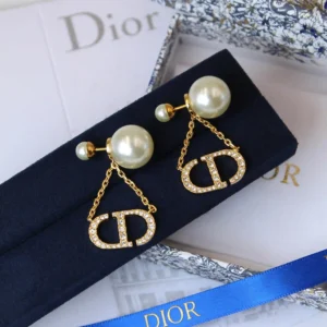 DIOR EARING