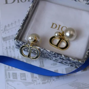 DIOR EARING