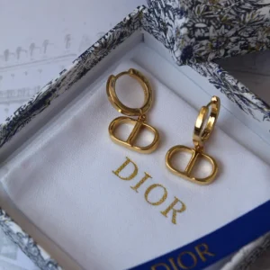 DIOR EARING