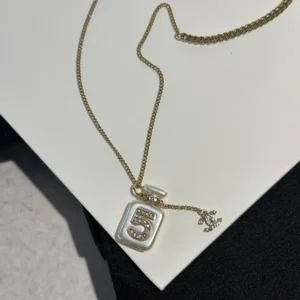 CHANEL NECKLACE