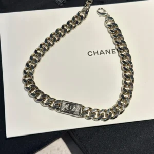 CHANEL NECKLACE