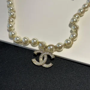 CHANEL NECKLACE