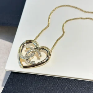 CHANEL NECKLACE