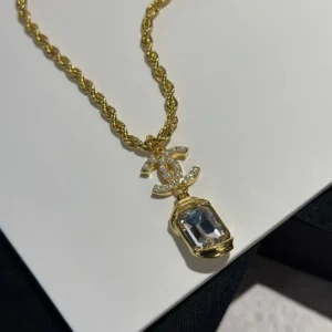 CHANEL NECKLACE