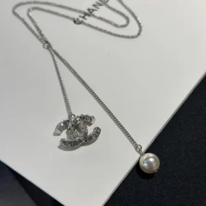 CHANEL NECKLACE