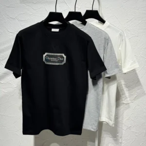 MEN'S T-SHIRT