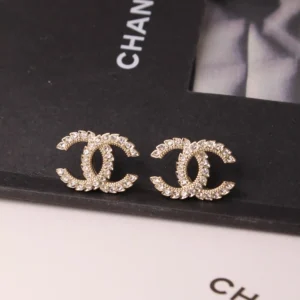 CHANEL EARING
