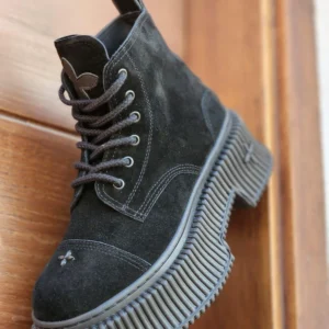 LV BOOTS