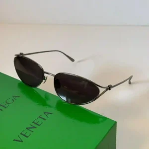 BOTTEGA VENETA SUNGLASSES