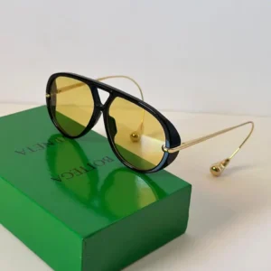 BOTTEGA VENETA SUNGLASSES