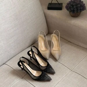 WOMEN'S PUMPS