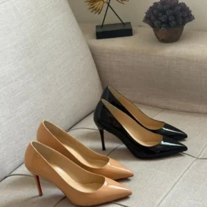 WOMEN'S PUMPS