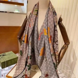 GUCCI SCARF