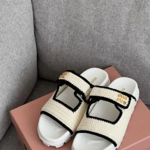 MIU MIU SANDAL