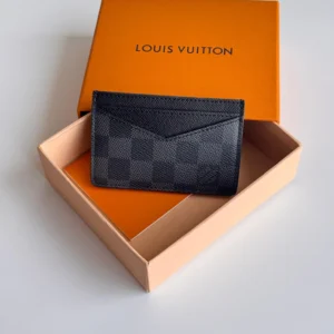 LV WALLET