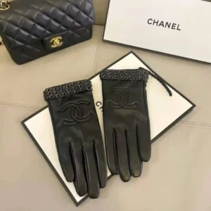 CHANEL GLOVES