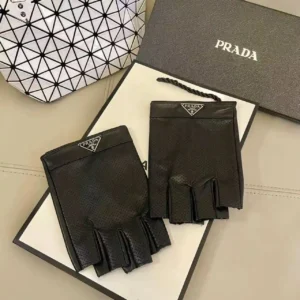 PRADA GLOVES