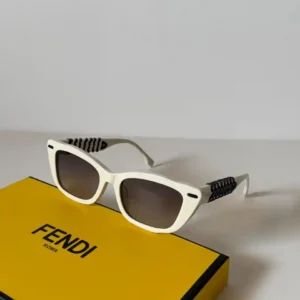 FENDI SUNGLASSES