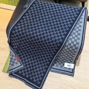 GUCCI SCARF
