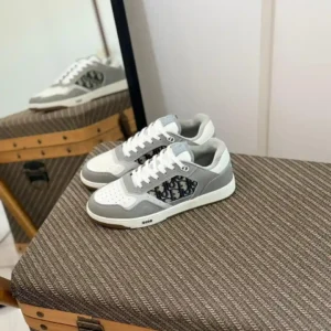 MEN'S SHOES