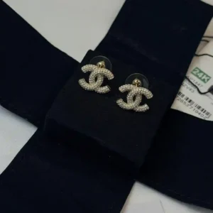 CHANEL EARING