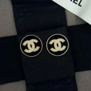 CHANEL EARING