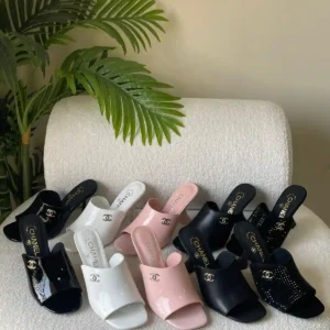 CHANEL SANDAL