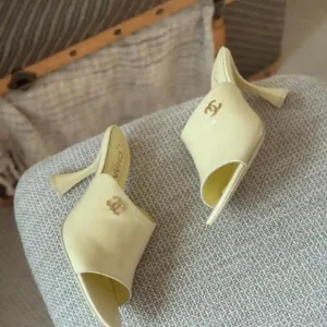 CHANEL SANDAL
