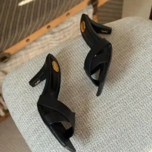 YSL SANDAL
