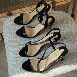 WOMEN'S SANDAL