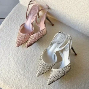 WOMEN'S PUMPS