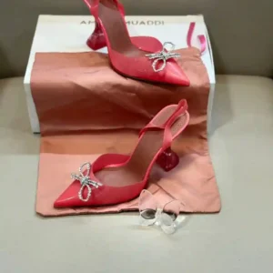 WOMEN'S PUMPS