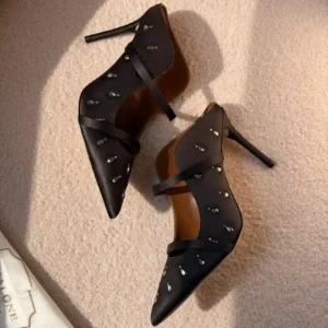 WOMEN'S SHOES