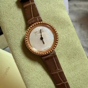 WOMEN'S WATCH