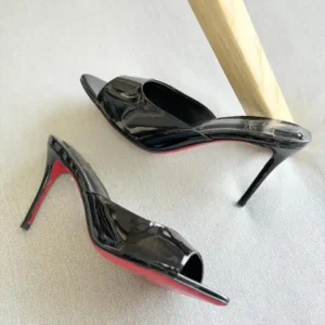 WOMEN'S SANDAL