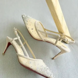 WOMEN'S SHOES