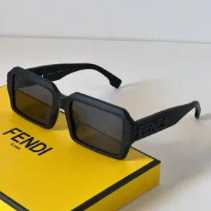 FENDI SUNGLASSES