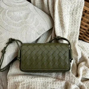 BOTTEGA VENETA BAG