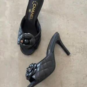 CHANEL SANDAL