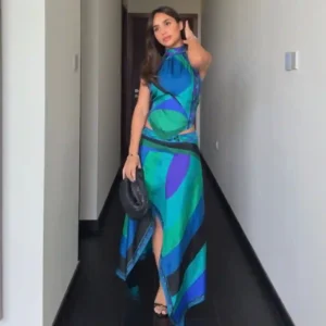 DRESS