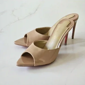 WOMEN'S SANDAL